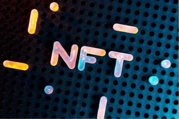 Desbloqueando el Potencial: NFT y la Tokenización de Activos en el Metaverso